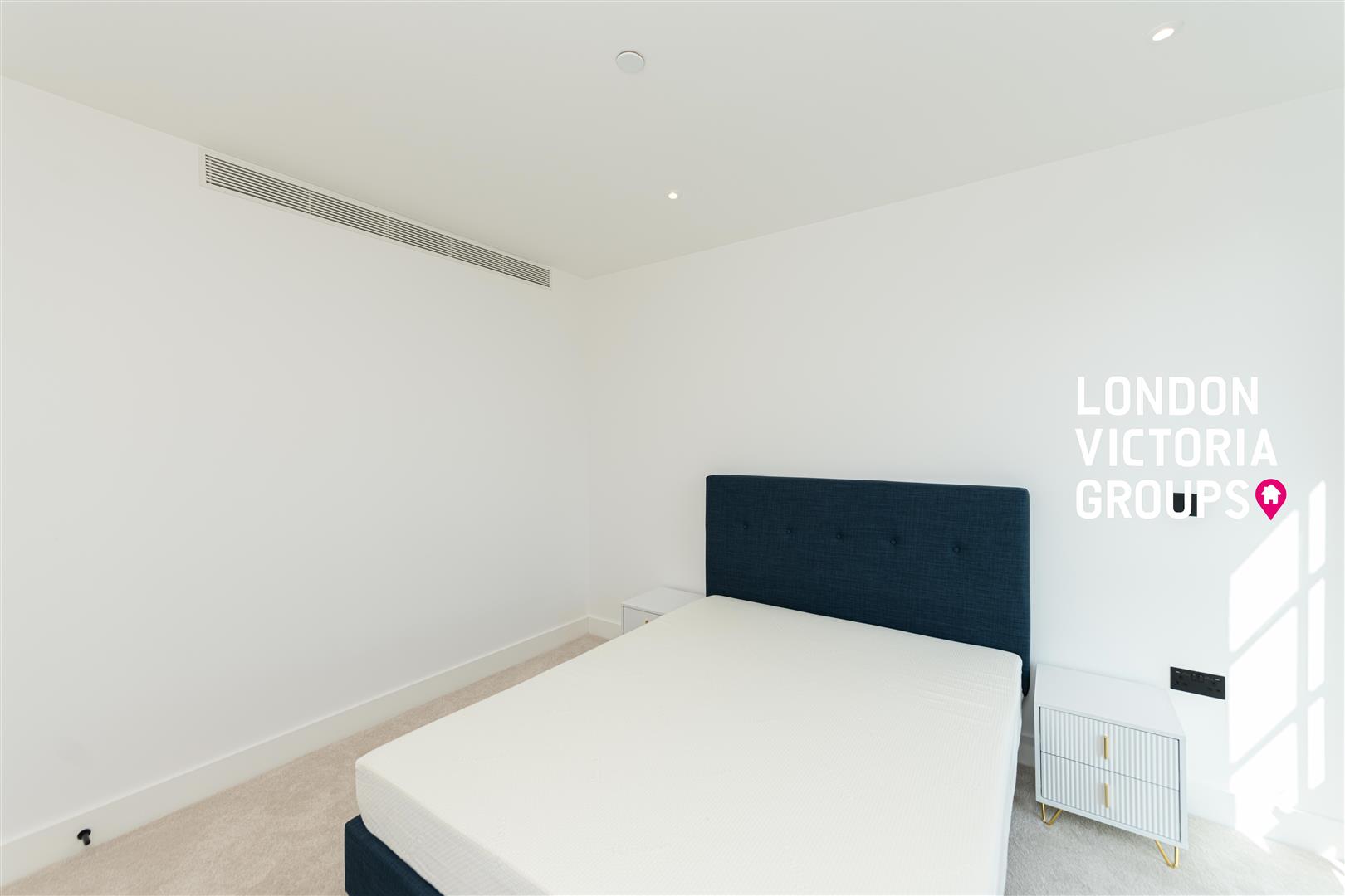 Horatio Apartments, 2 Graphite Square, LONDON